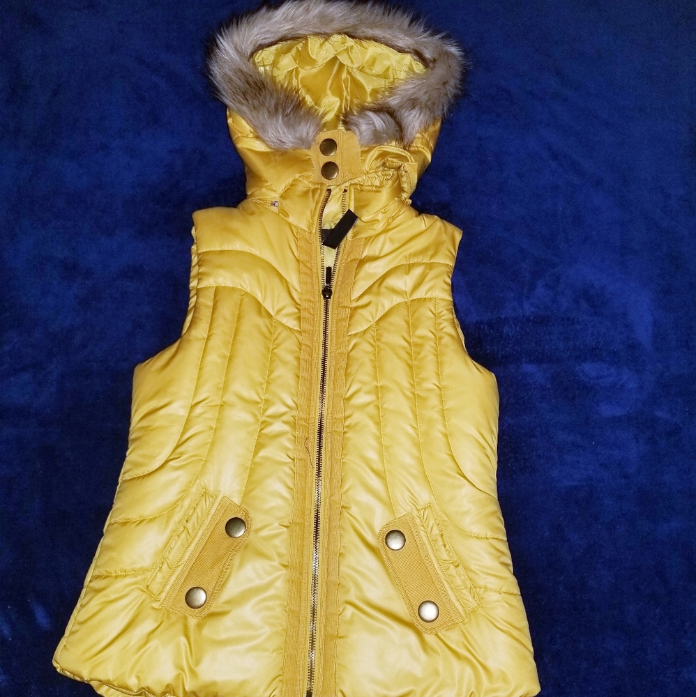 Women Puffer Vest